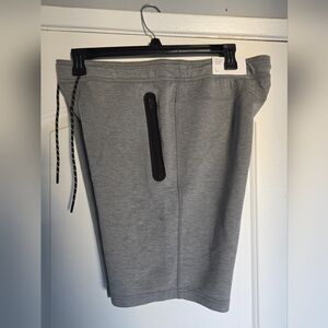 Men's American eagle shorts Gray flex Scuba Jogger NWT